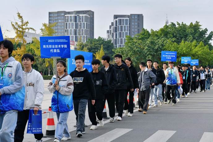 retouch_2023111809302415